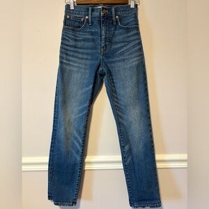 Madewell Straight Leg Jeans in Medium Blue Wash